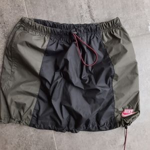 NIKE retro windbreaker skirt